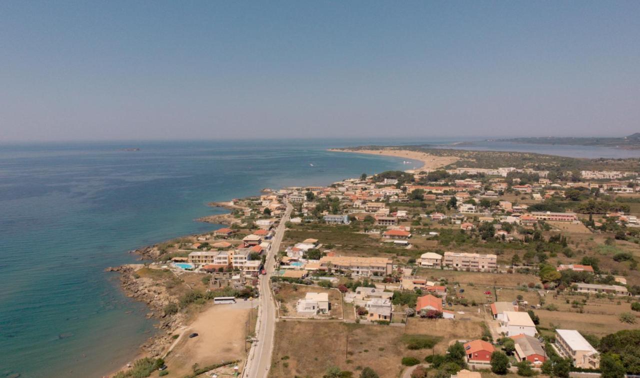 Issos Hotel apartamentowy Agios Georgios (Corfu)